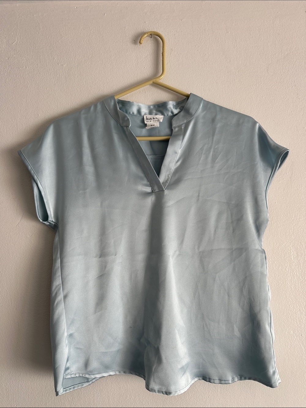 Nicole Miller Light Blue Satin Split-Neck Cap Sleeve Top